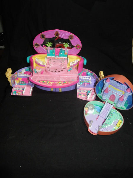 Vintage Bluebird Polly pocket Hatbox and Heart compact
