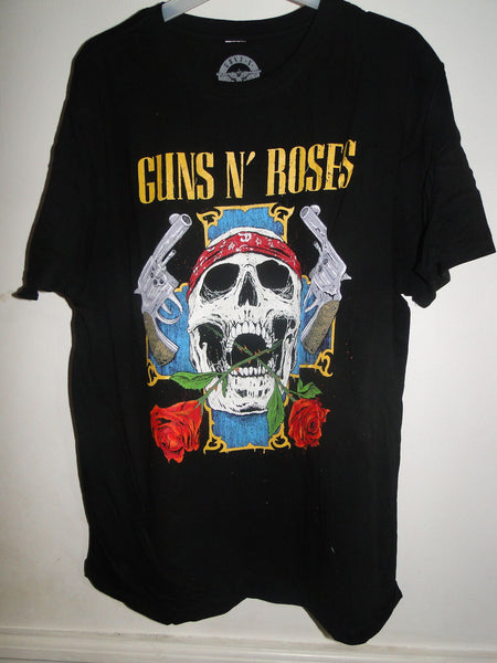 Unworn Official GUNS & ROSES SKULL T-shirt 2022 World Tour LARGE