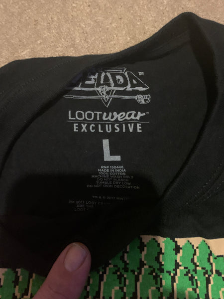 Loot Crate 8-Bit ZELDA T-Shirt L